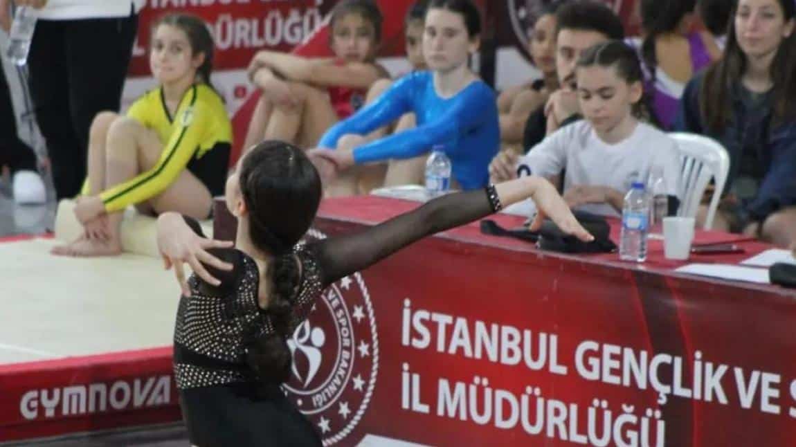 Cimnastik Küçük Kızlar Kategorisinde Öğrencimiz  Irmak KARARAKUŞ'un Başarıları